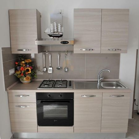 Holiday House Lual Аджерола Екстериор снимка