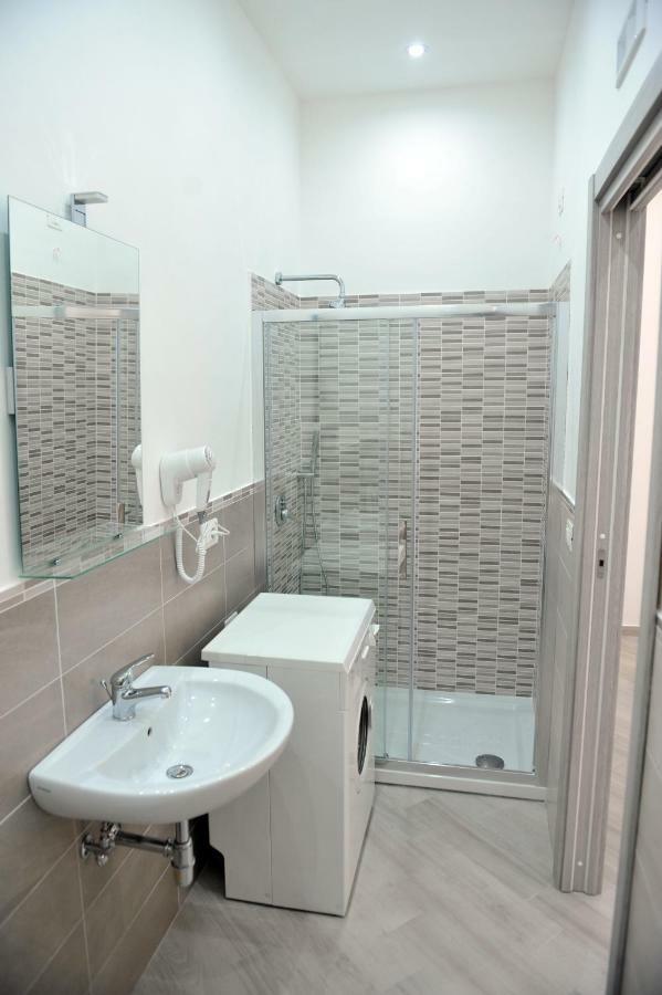 Holiday House Lual Аджерола Екстериор снимка