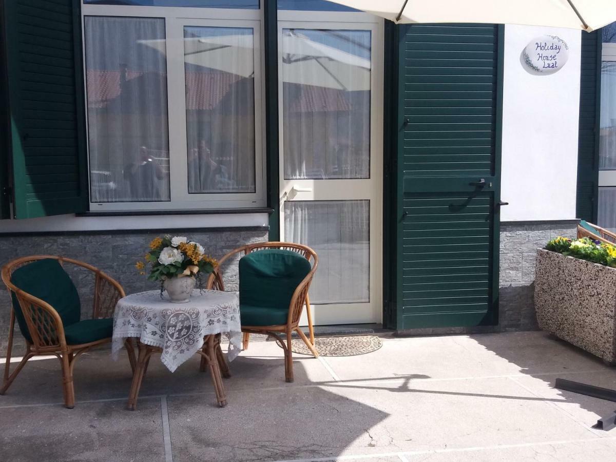 Holiday House Lual Аджерола Екстериор снимка