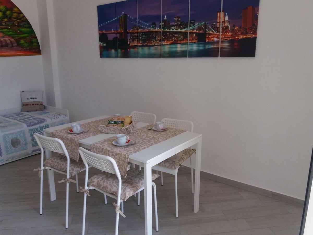 Holiday House Lual Аджерола Екстериор снимка